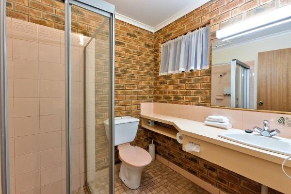 Hume Country Motor Inn (Lavington)